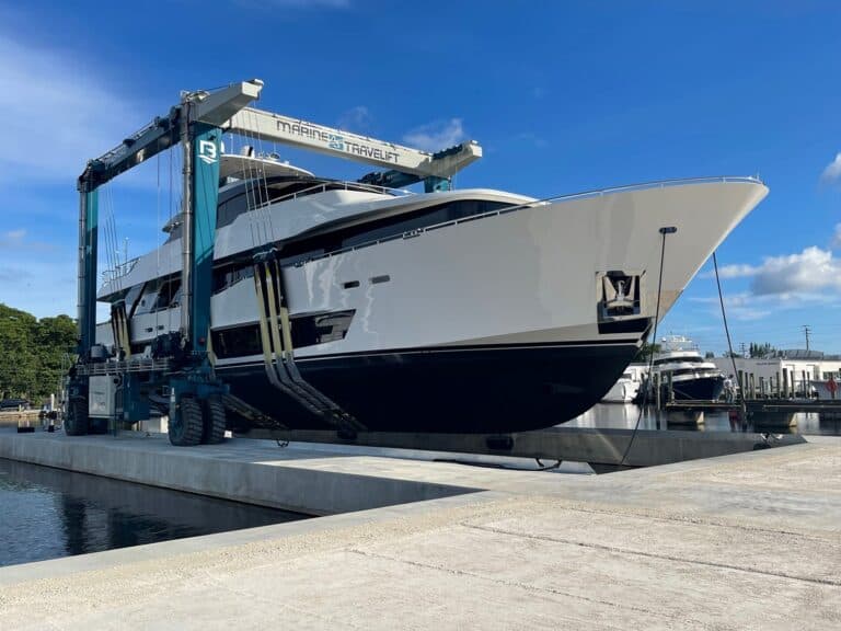 Marine Travelift project photo