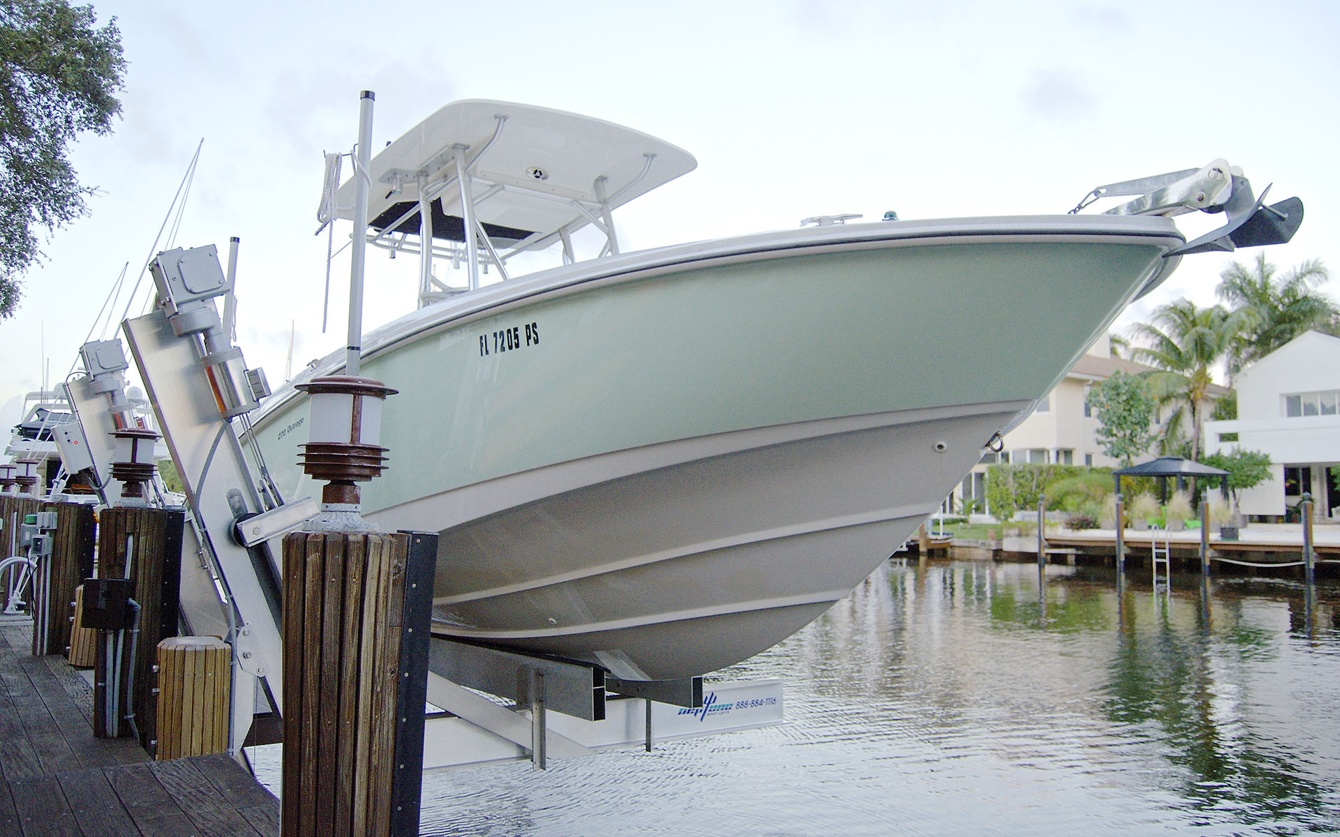 Neptune Boat Lifts portfolio 3